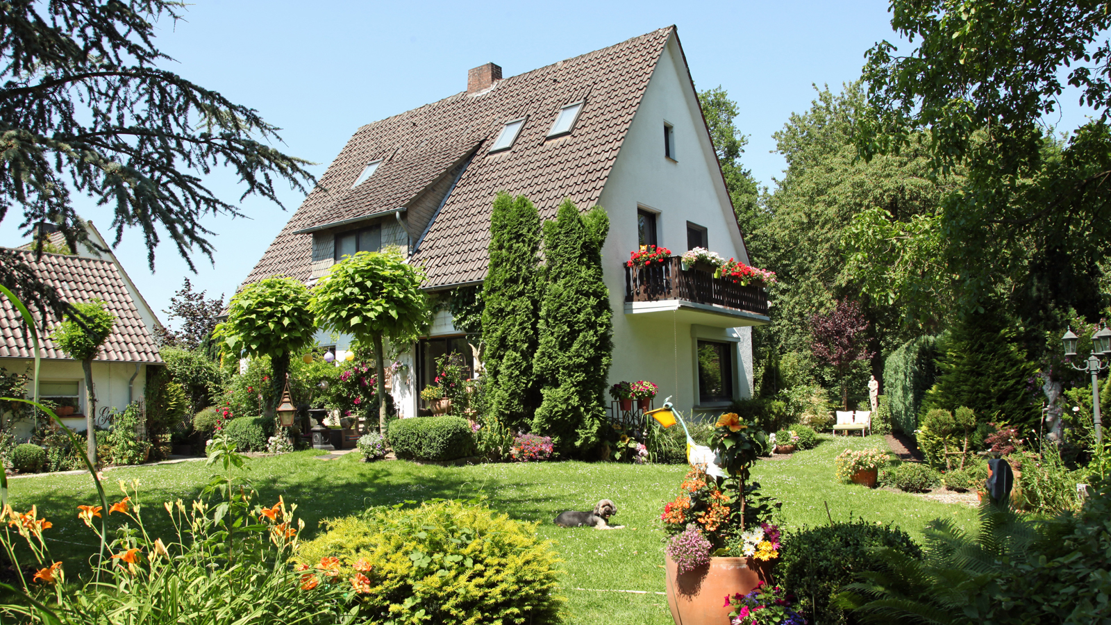 Einfamilienhaus mit Garten