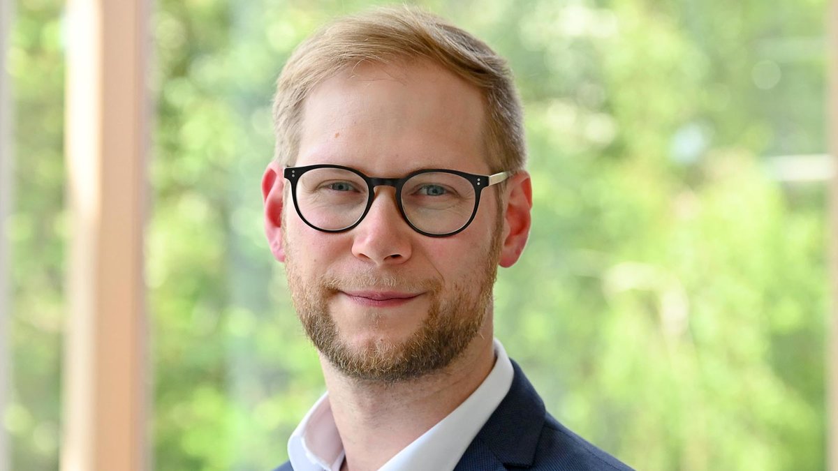 Portrait von Politikreferent Jan Koch