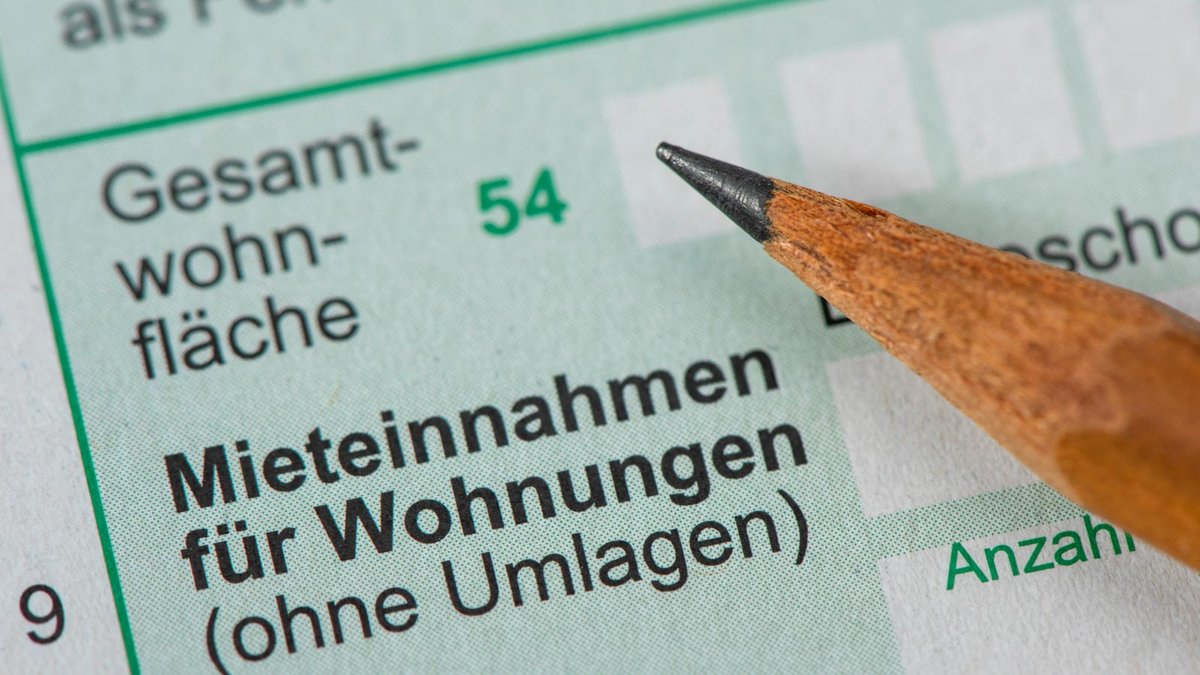 Steuererklärung auf Formular für Finanzamt