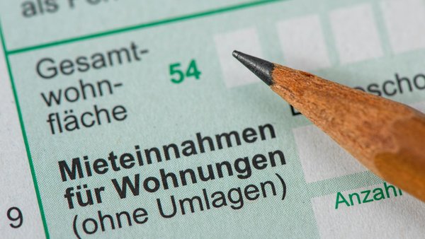 Steuererklärung auf Formular für Finanzamt